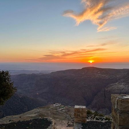 Jabal Dana Hotel - The Highest Hotel In Jordan Eksteriør bilde