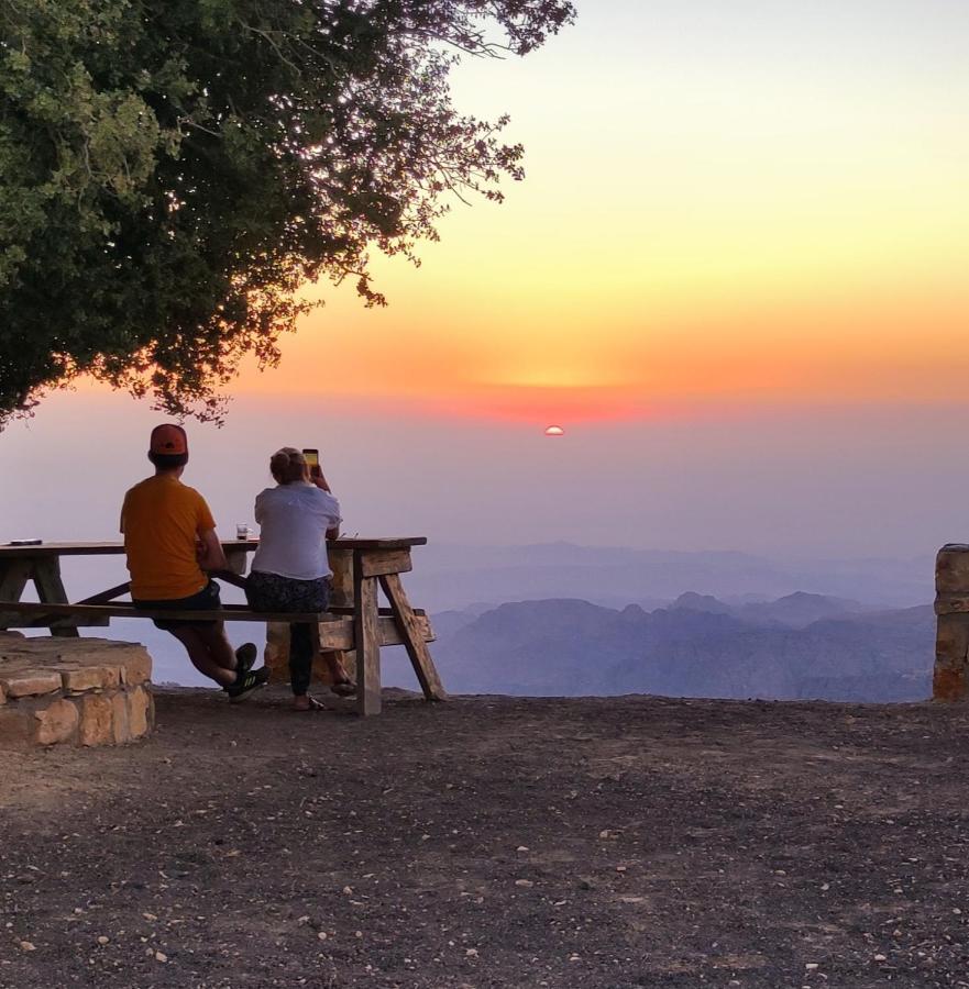 Jabal Dana Hotel - The Highest Hotel In Jordan Eksteriør bilde