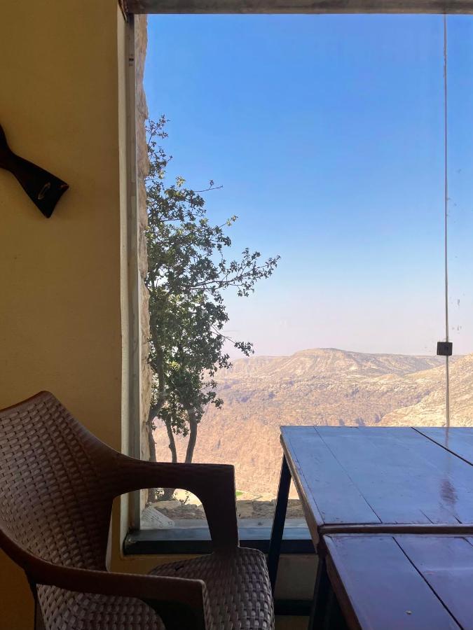 Jabal Dana Hotel - The Highest Hotel In Jordan Eksteriør bilde